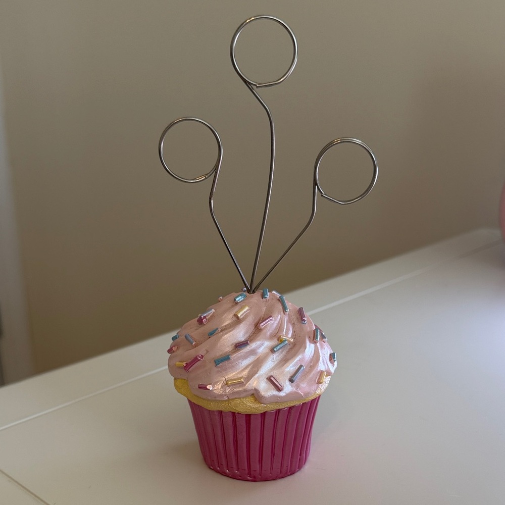 Pink Cupcake Photo Holder